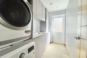 Photo 30- click for photo gallery